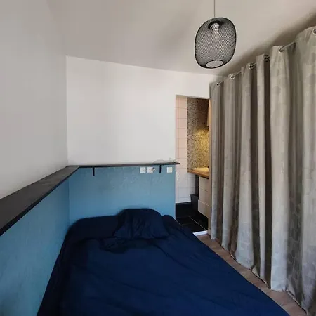 Apartment 2 Pieces Lumineux & Calme